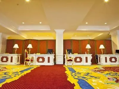 Royal Congress 3*