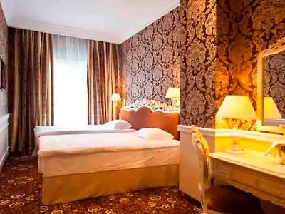 Royal Congress Hotell 3*